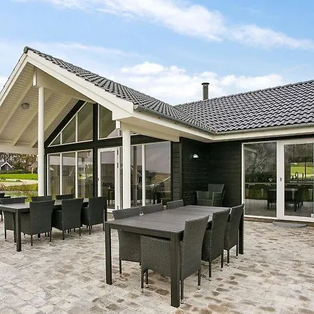 Sleeps 18 Pool Wifi